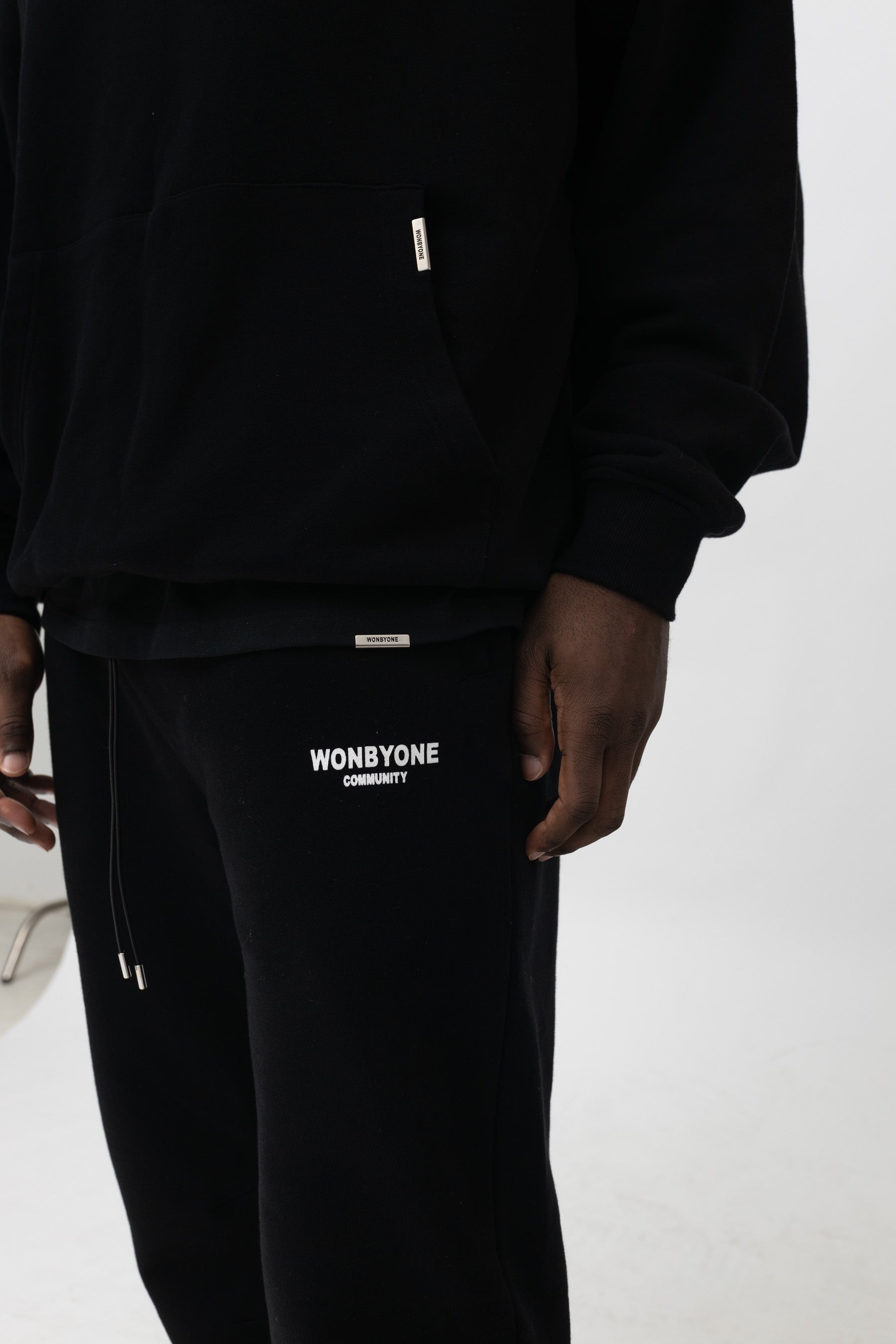 COMMUNITY SWEATPANTS