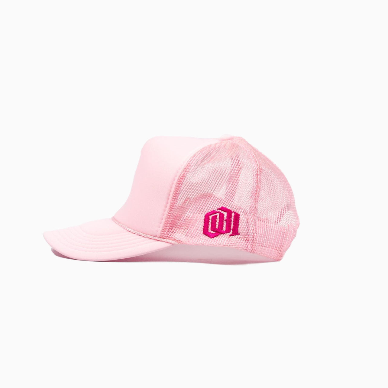 ARCHED LOGO TRUCKER HAT